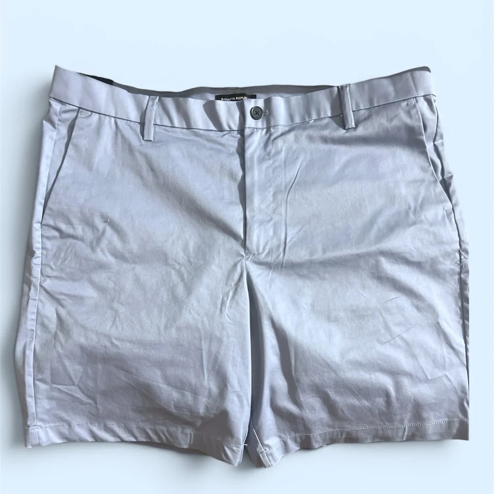 Banana Republic Light Gray Stretch Chino Shorts